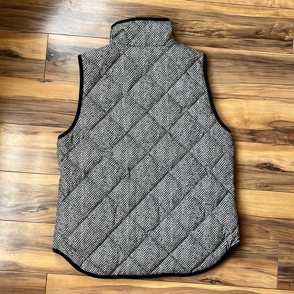 J.Crew factory quilted vest - Picture 3 of 3